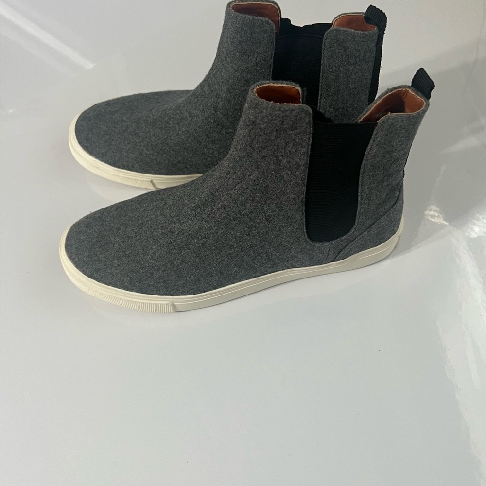 ASOS Gray Men's Chelsea Slip-On Shoes - Picture 3 of 6